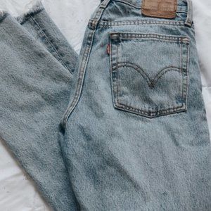 Levi's Wedgie Fit Vintage Light Wash Jeans